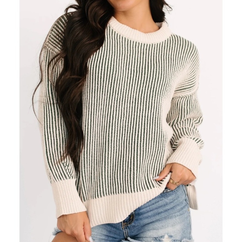 Aerie Striped Knit Pullover Sweater XS Beige Green Striped Long‎ Sleeve Comfy